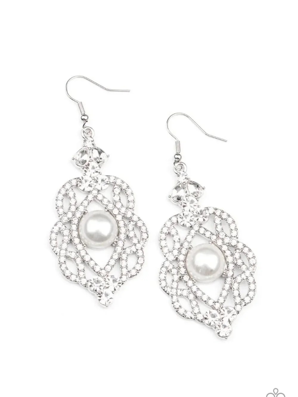 Paparazzi Jewelry Accessories -Rhinestone Renaissance - White Earrings - Vintage